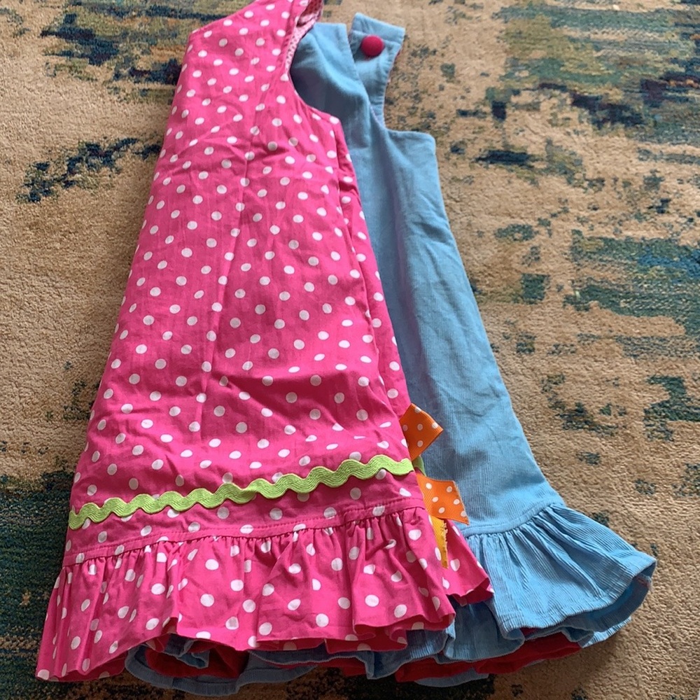 Bundle of 2 reversible dresses 4T